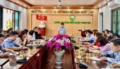 Tăng cường kết nối, nâng cao hiệu quả quản lý HSSV: Hiệu trưởng làm việc với giáo viên chủ nhiệm