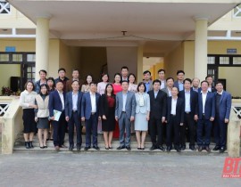 Bí thư tỉnh ủy thăm và làm việc với Nhà trường